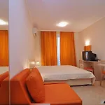Royal Sun Aparthotel 3*