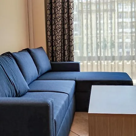 Ξενοδοχείο με διαμερίσματα Royal Sun 4*