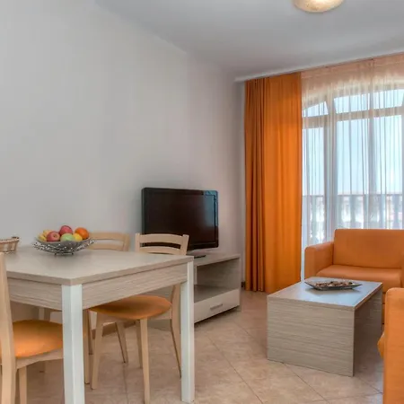 Royal Sun 公寓式酒店 阳光海滩