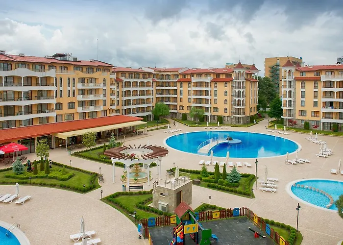 Royal Sun Aparthotel 4*