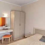 Royal Sun Aparthotel 3*
