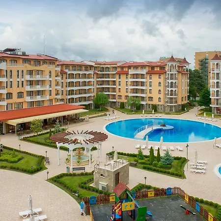 Royal Sun Aparthotel 4*