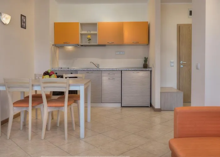 Royal Sun Aparthotel 4*